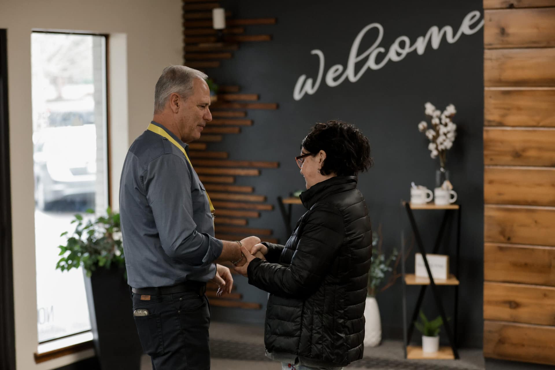 R6M24738-scaled copy R6M24738-scaled copy